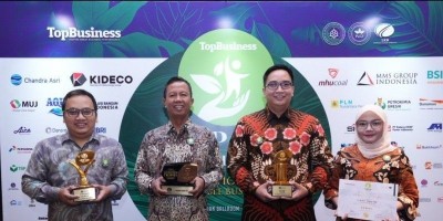 Jalankan CSR Inovatif, PTBA Borong 3 Penghargaan Top CSR Awards. 