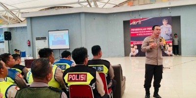 Berikan Pembekalan Personel Pengamanan TPS, Kapolrestabes Palembang Kombes Harryo Atensikan Hal Ini.