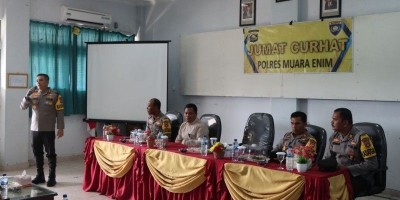 Kapolres Muara Enim Gelar Jumat Curhat di SMK Negeri 1. 