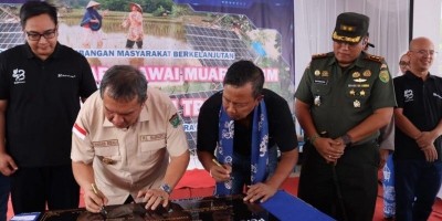 Resmikan PLTS Irigasi Desa Muara Lawai, Pj. Bupati Dukung Peningkatan Kesejahteraan Petani.