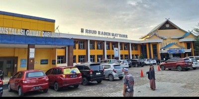 Pil Pahit Pensiunan Guru di RSUD Raden Mattaher.