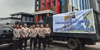 Kapolda Sumsel Kirimkan Bantuan Sembako Bagi Masyarakat Korban Banjir OKU